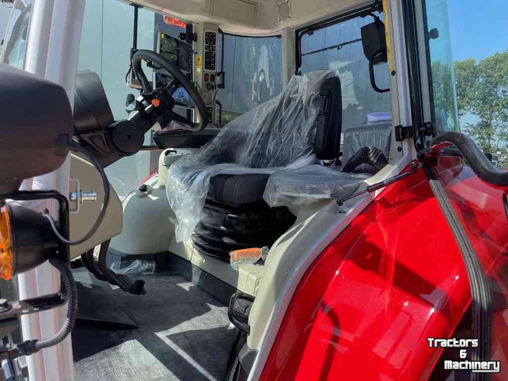 Tractor / Trekker Massey Ferguson 5S.135 DYNA VT EXCL