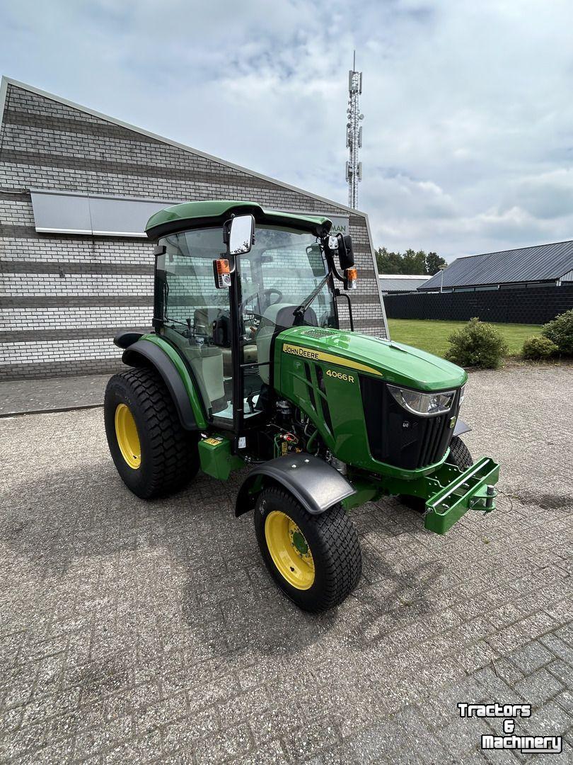 Smalspoor tractor John Deere 4066R