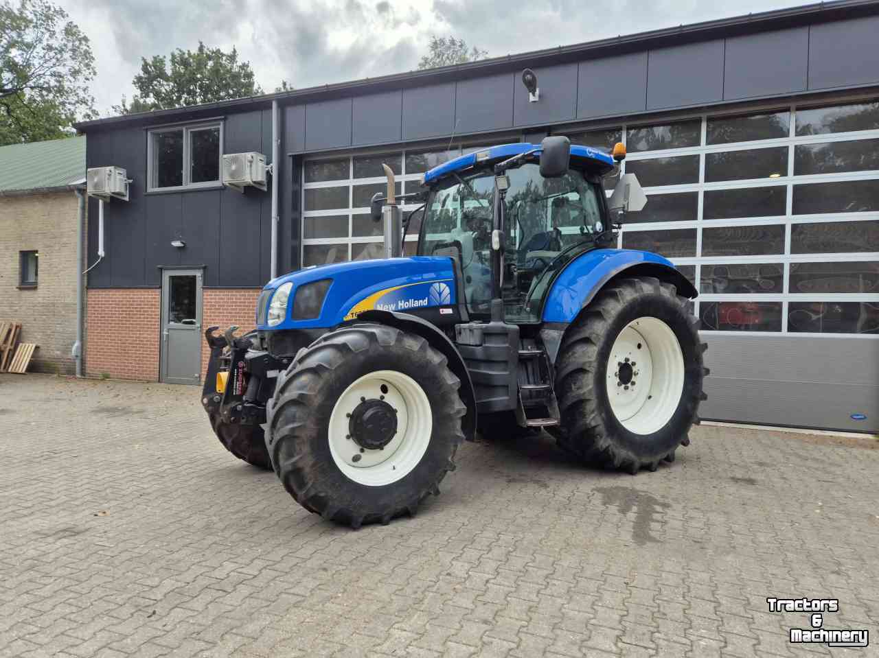 Tractor / Trekker New Holland T 6080