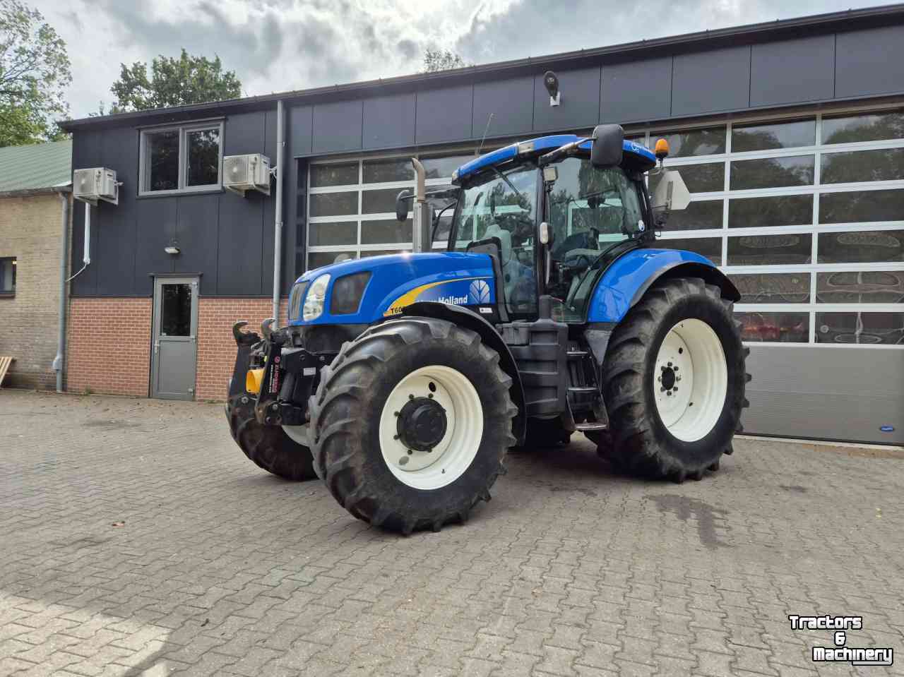 Tractor / Trekker New Holland T 6080