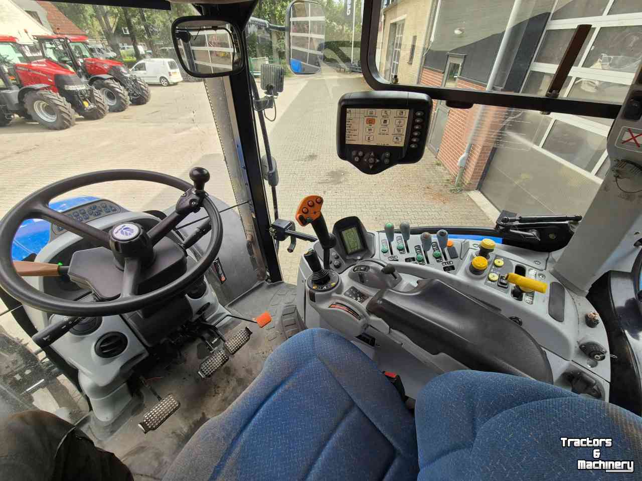 Tractor / Trekker New Holland T 6080
