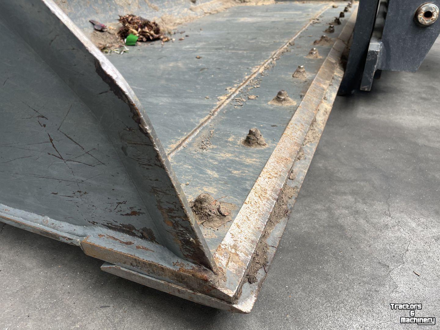 Shovel / Wiellader / Kniklader Kramer Voorzetstukken