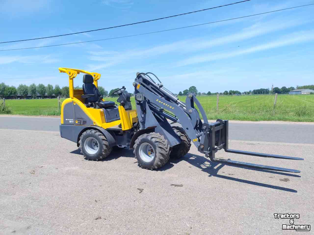 Shovel / Wiellader / Kniklader Eurotrac W11