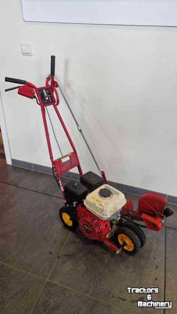 Graszodesnijmachine  4G7P