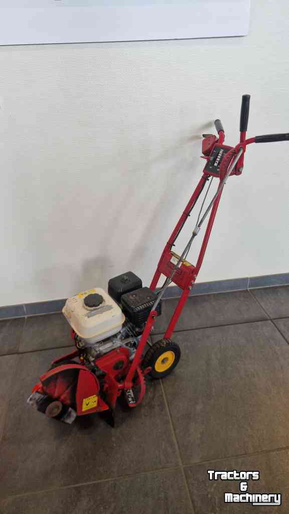Graszodesnijmachine  4G7P
