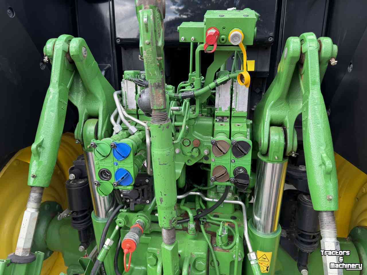 Tractor / Trekker John Deere 6175M 40 KM Eco
