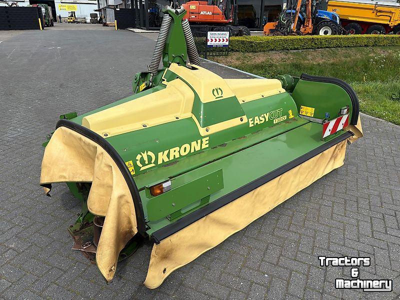Maaier Krone EC F 320 CV