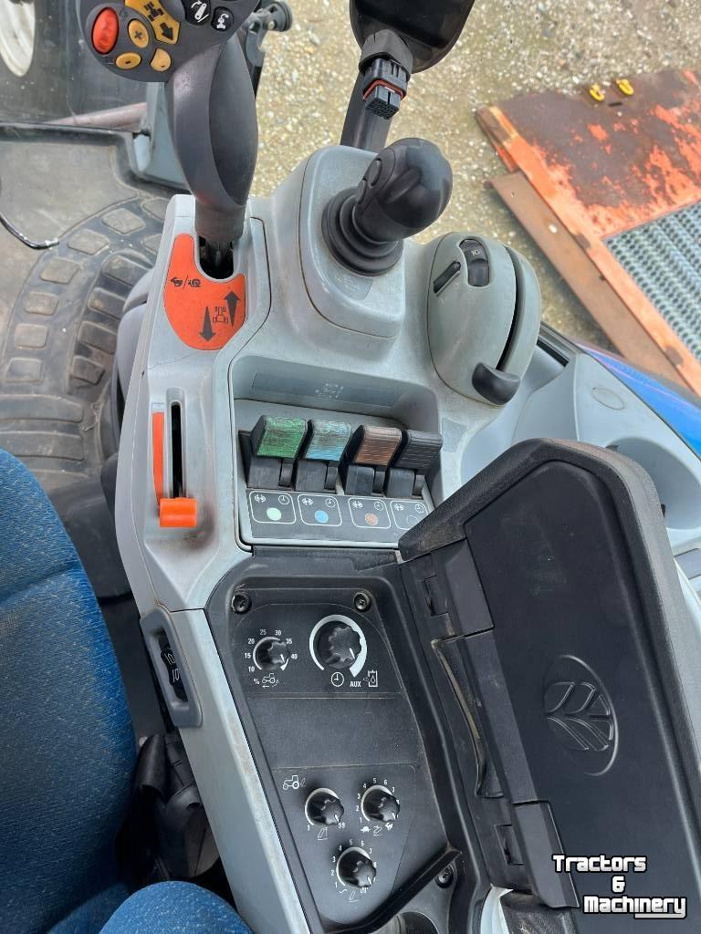 Tractor / Trekker New Holland T 7050 AC