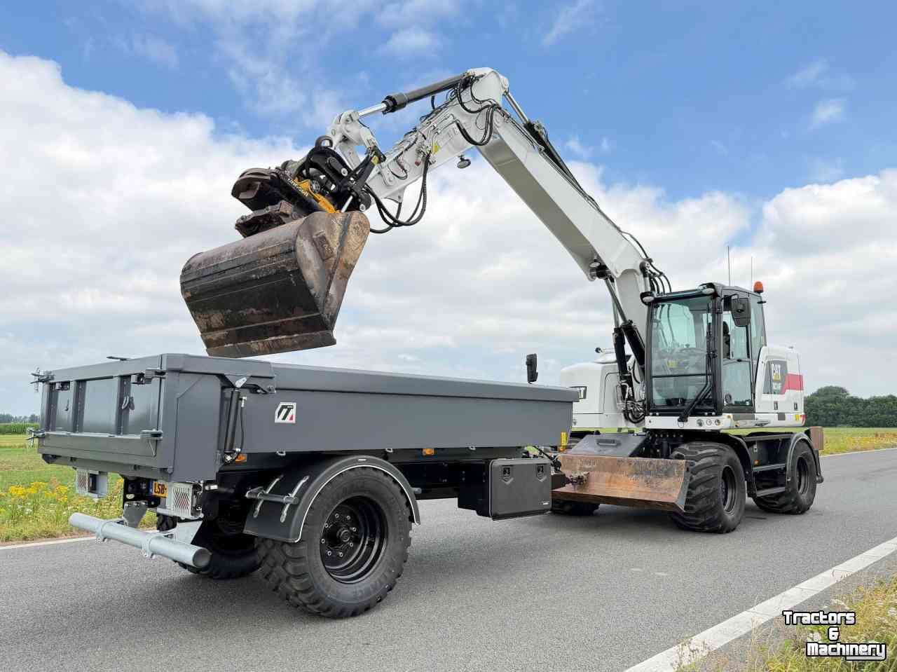 Trekkerbak / Transportbak Midejo Midejo Bakkenwagen / Bakkenkieper achter kraan