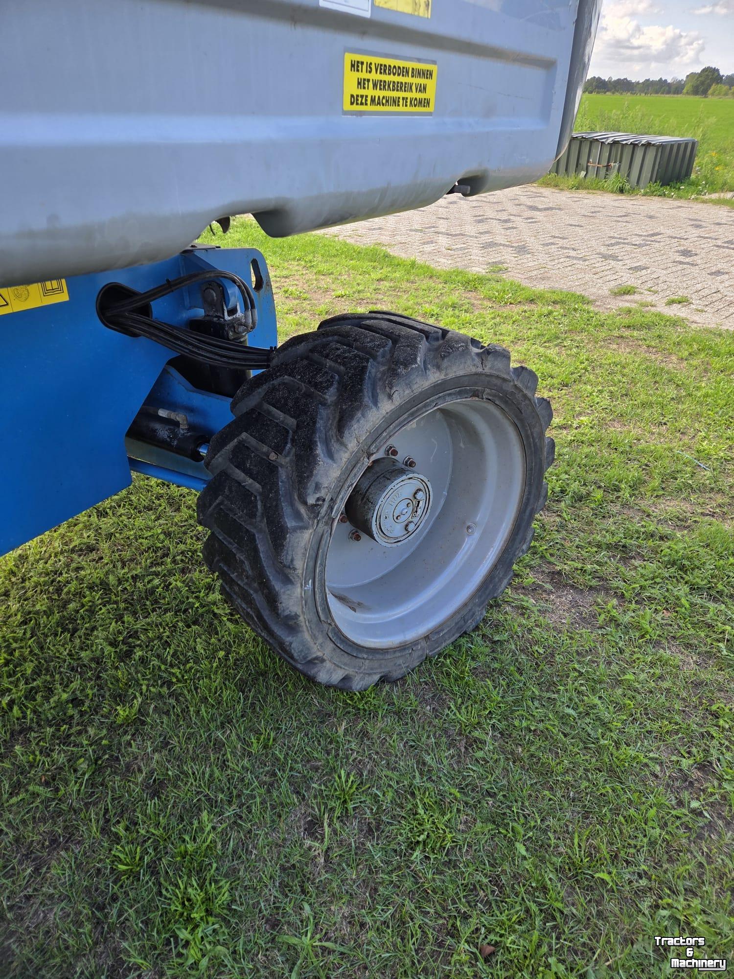 Hoogwerker  Genie S-65 met nieuwe Va- keuring Gereserveerd