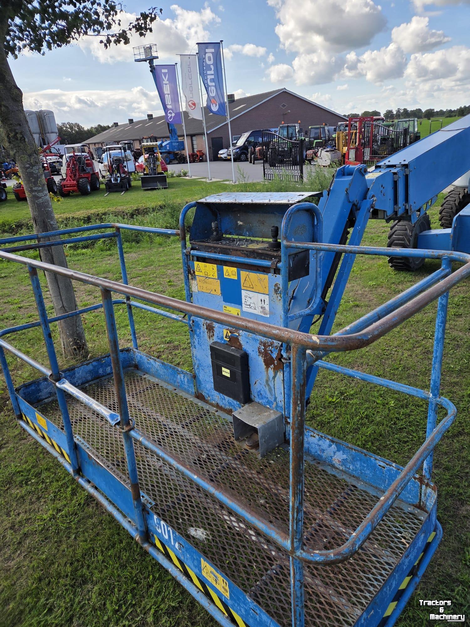 Hoogwerker  Genie S-65 met nieuwe Va- keuring Gereserveerd