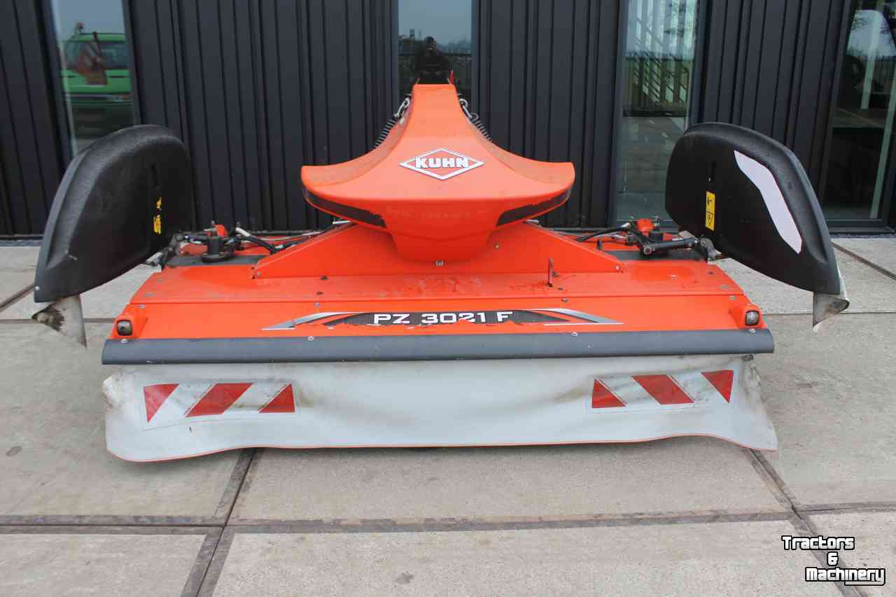 Maaier Kuhn PZ3021F OSC Pendelbok frontmaaier trommelmaaier cyclomaaier