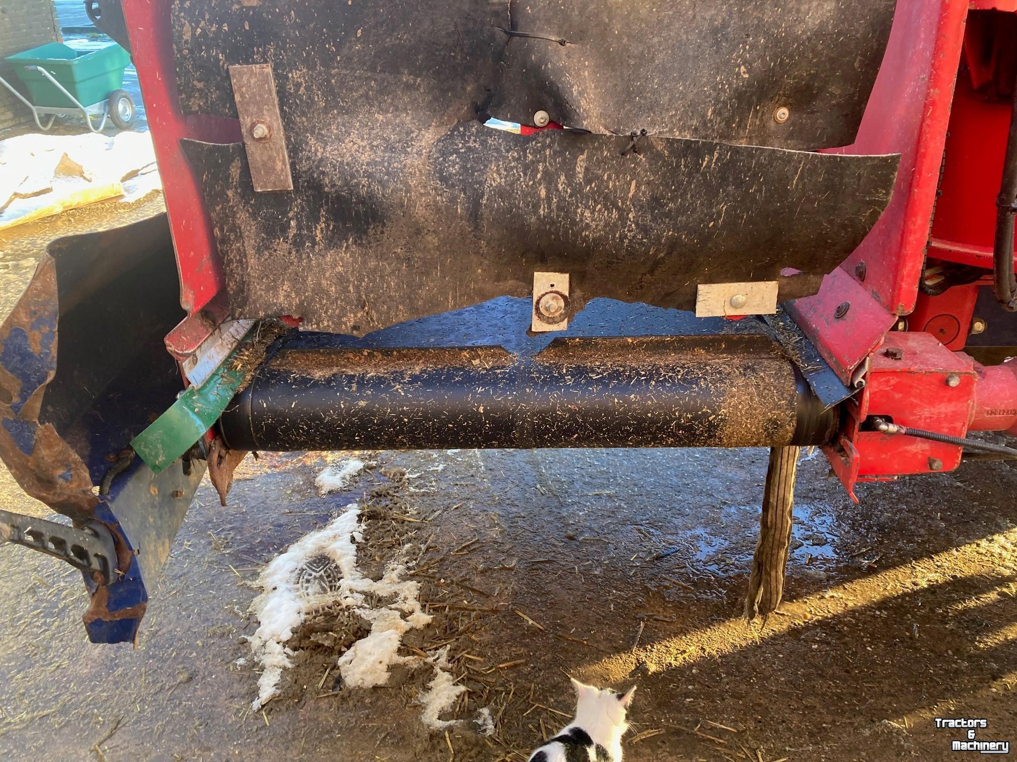 Voermengwagen Vertikaal Siloking Selfline 3024 voermengwagen