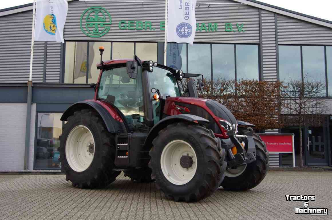Traktoren Valtra N155 ED