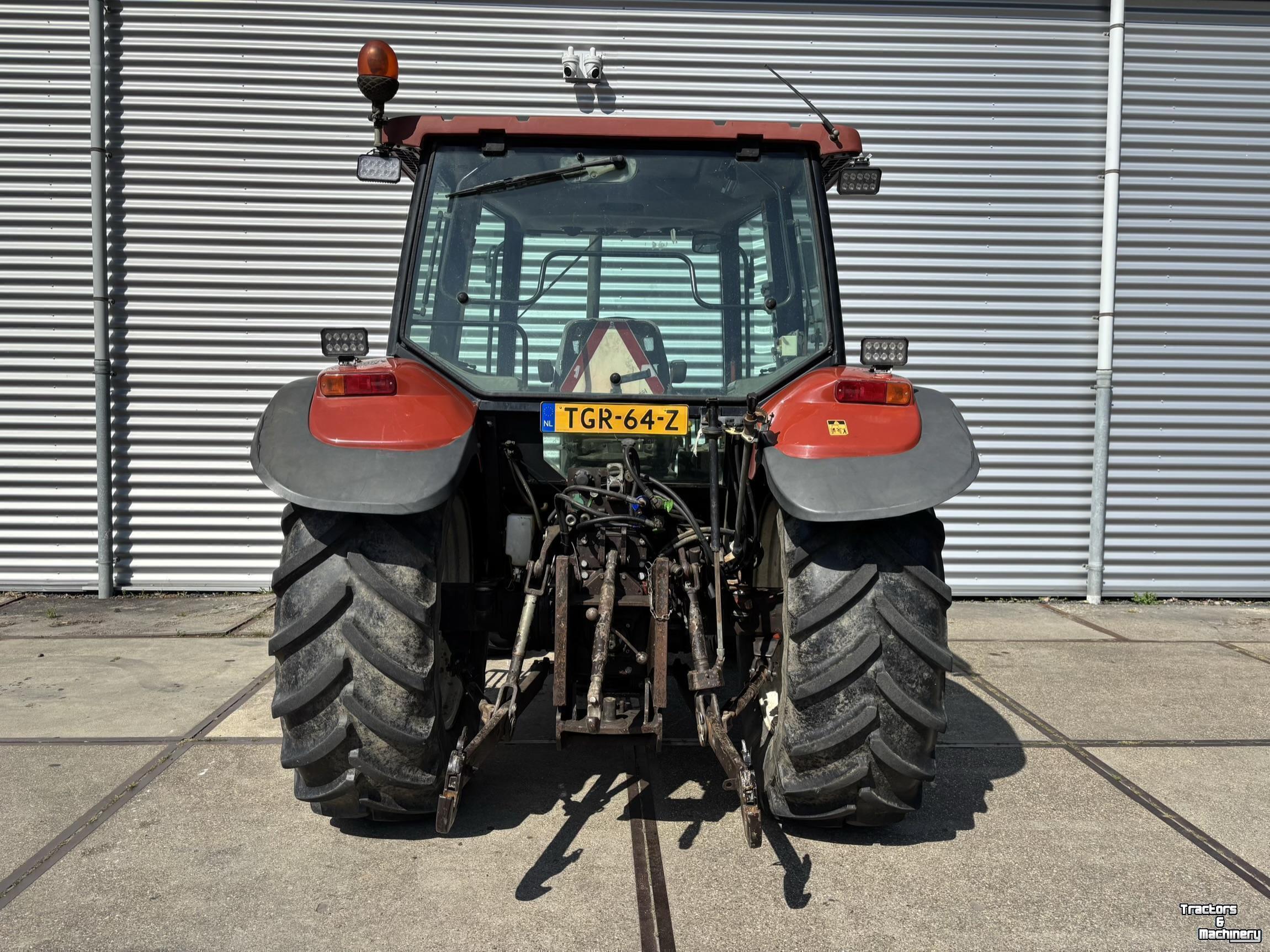 Tractor / Trekker New Holland L75
