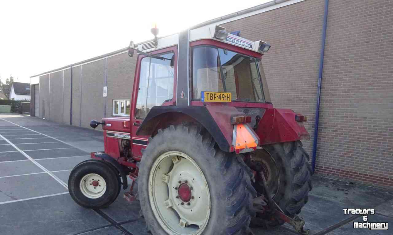 Traktoren International 845 XL