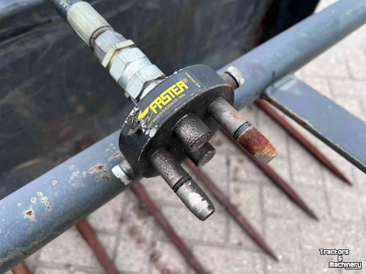 Mestgrijpers Stoll Mestgrijper pelikaanbak gebruikt