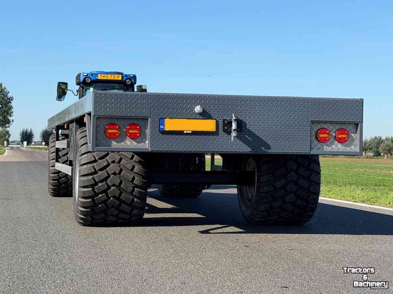 Vierwielige wagen / Landbouwwagen Midejo Balenwagen / landbouwwagen / balenkar lengte:   6,5, 7,5, 8,5 Midejo