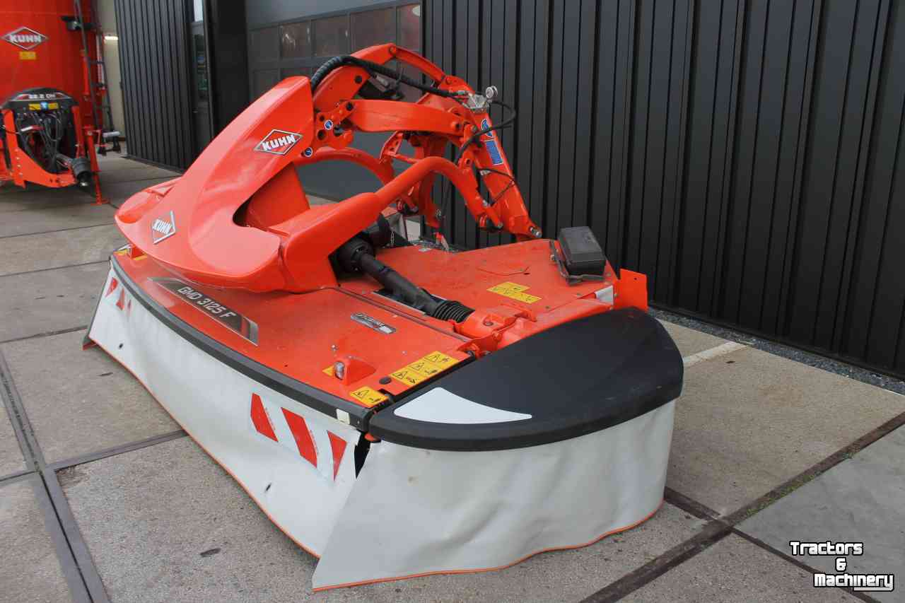 Maaier Kuhn GMD3125F-FF front schijvenmaaier frontmaaier snelwissel op de messen