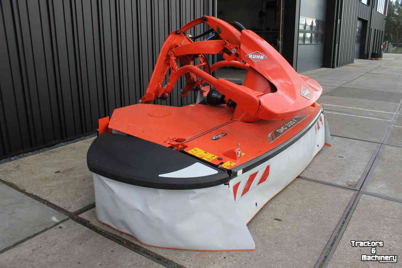 Maaier Kuhn GMD3125F-FF front schijvenmaaier frontmaaier snelwissel op de messen