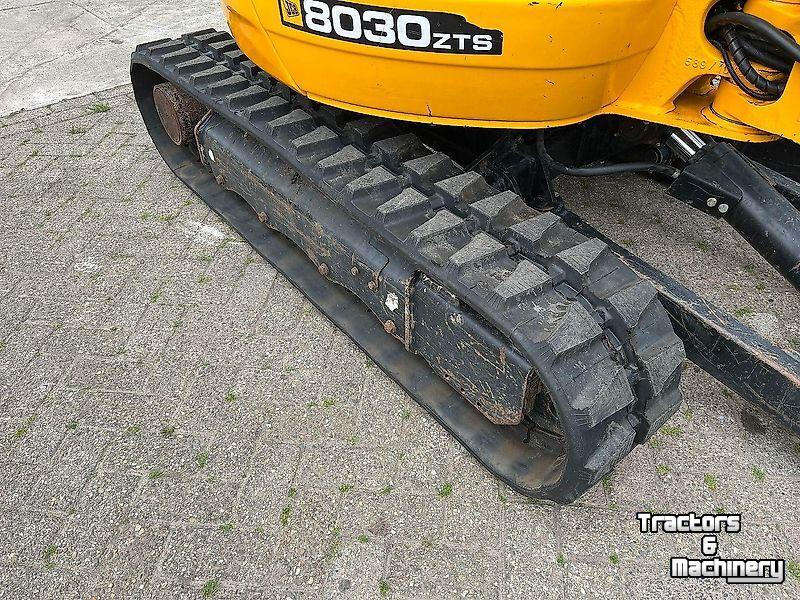 Bandenkraan / Graafmachine op wielen JCB 8030 ZTS
