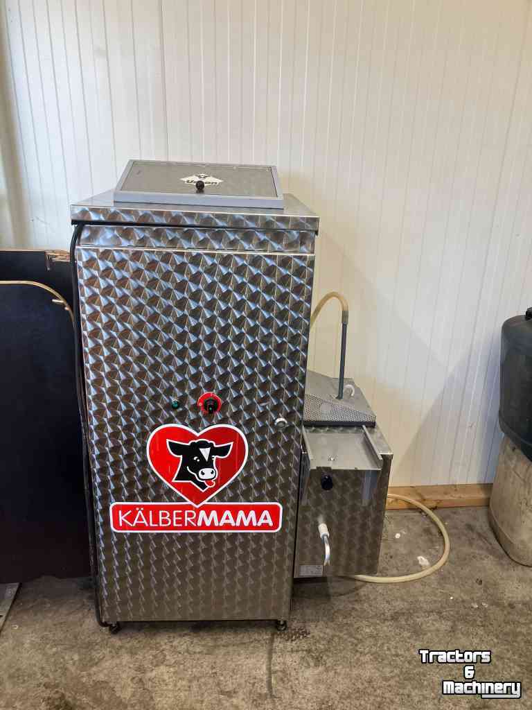 Mobiel voerstation / Milkshuttle / Melktaxi Urban Alma/U40 met vollemelkpomp