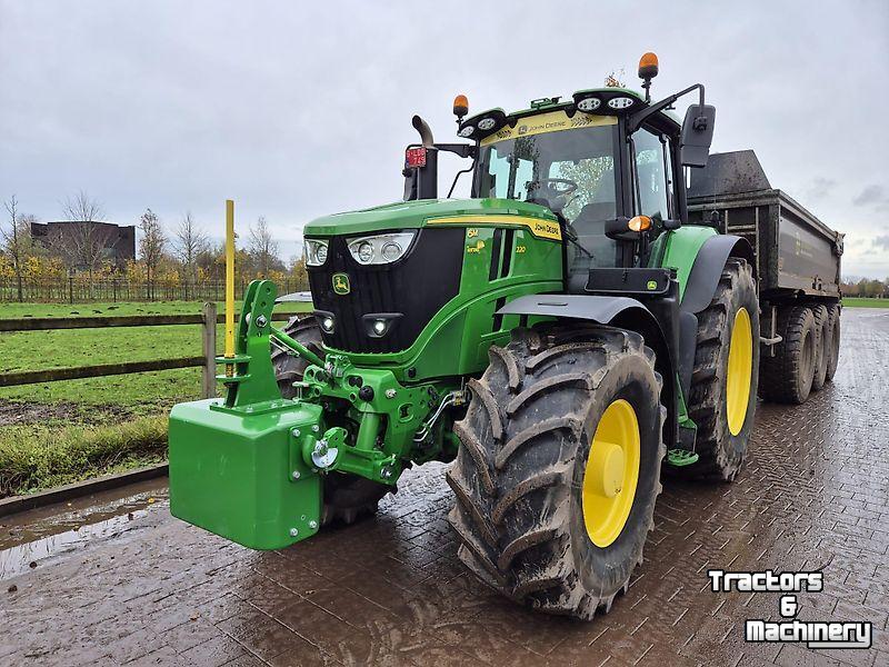 Tractor / Trekker John Deere 6M220