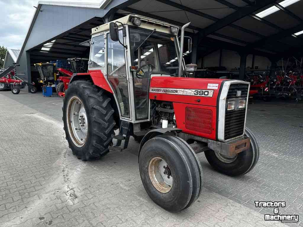 Tractor / Trekker Massey Ferguson 390