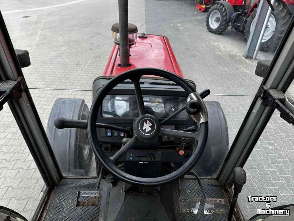Tractor / Trekker Massey Ferguson 390