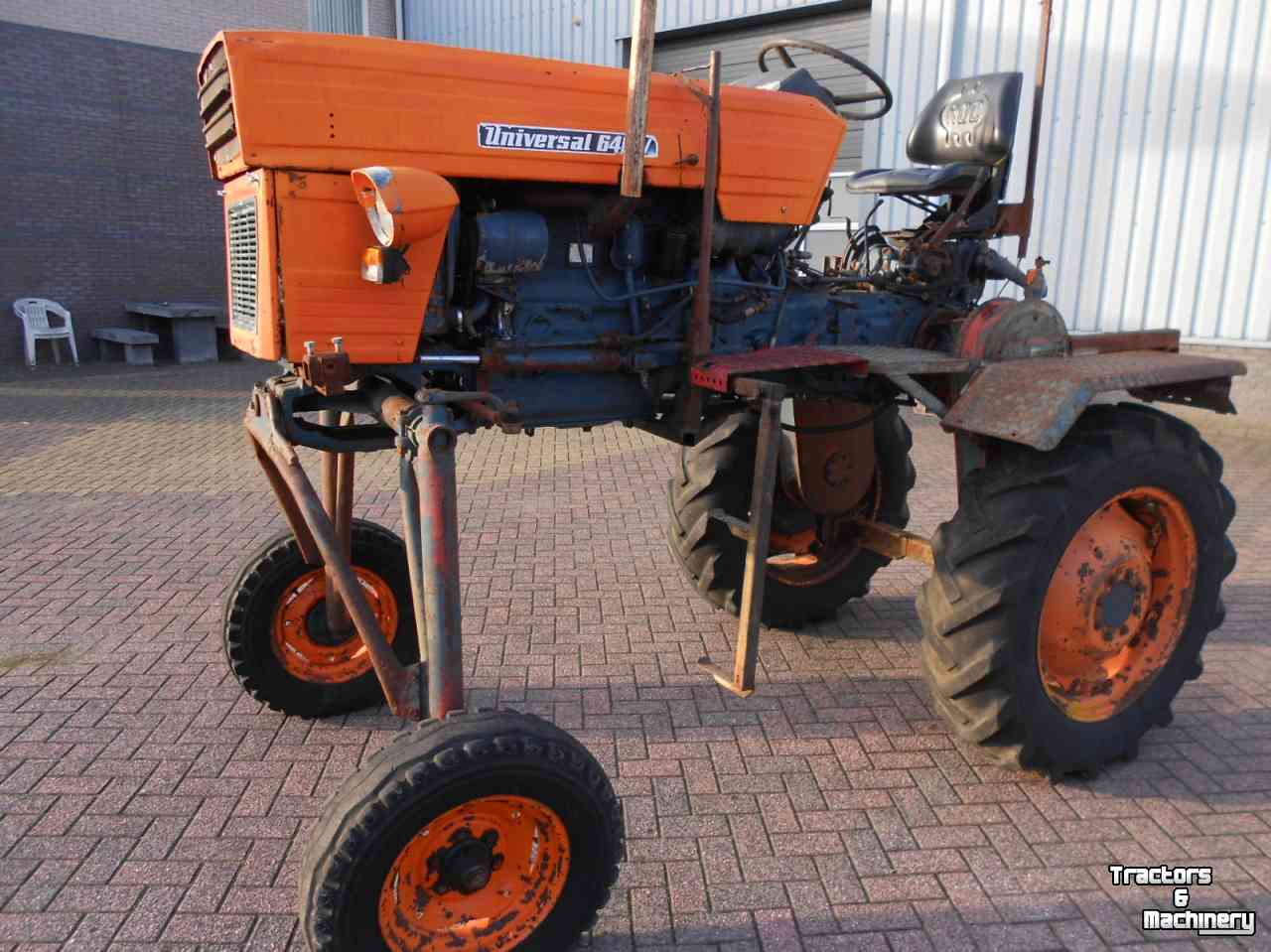 Tractor / Trekker Universal 640