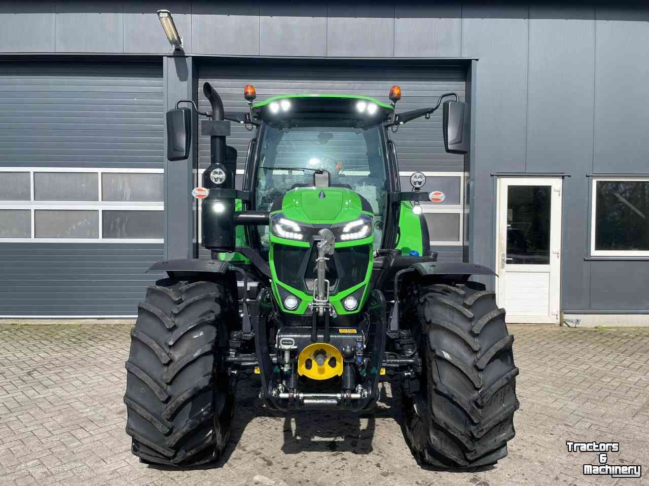 Traktoren Deutz-Fahr 6130.4 RV Shift