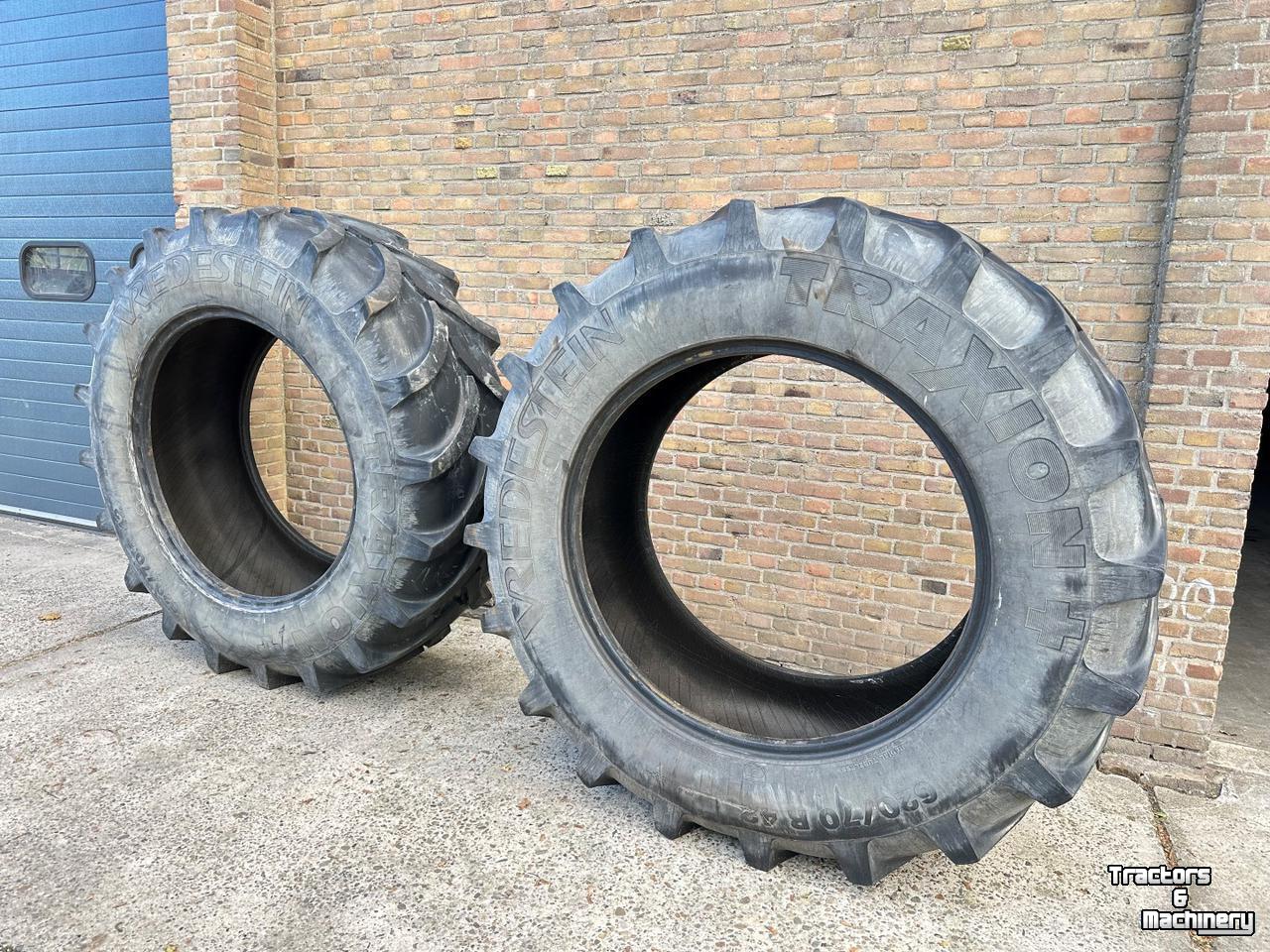 Wielen, Banden, Velgen & Afstandsringen Vredestein TRAXION 620/70R42
