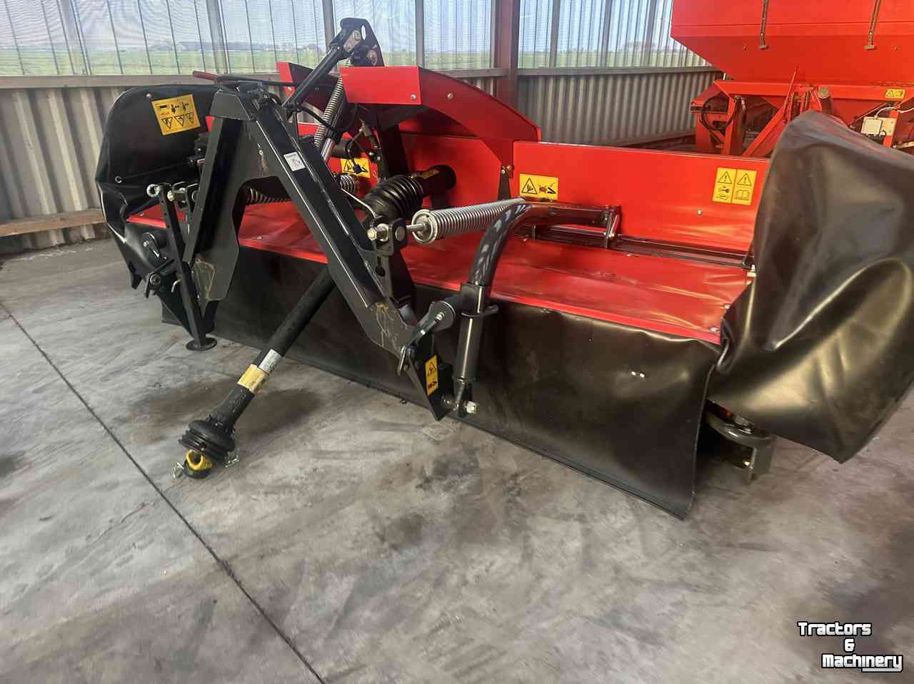 Maaier Vicon extra 332F express