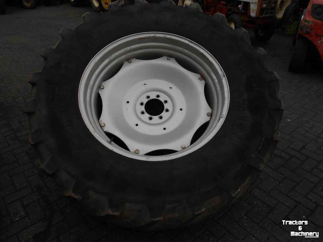 Wielen, Banden, Velgen & Afstandsringen Michelin 650/65r38 xm108