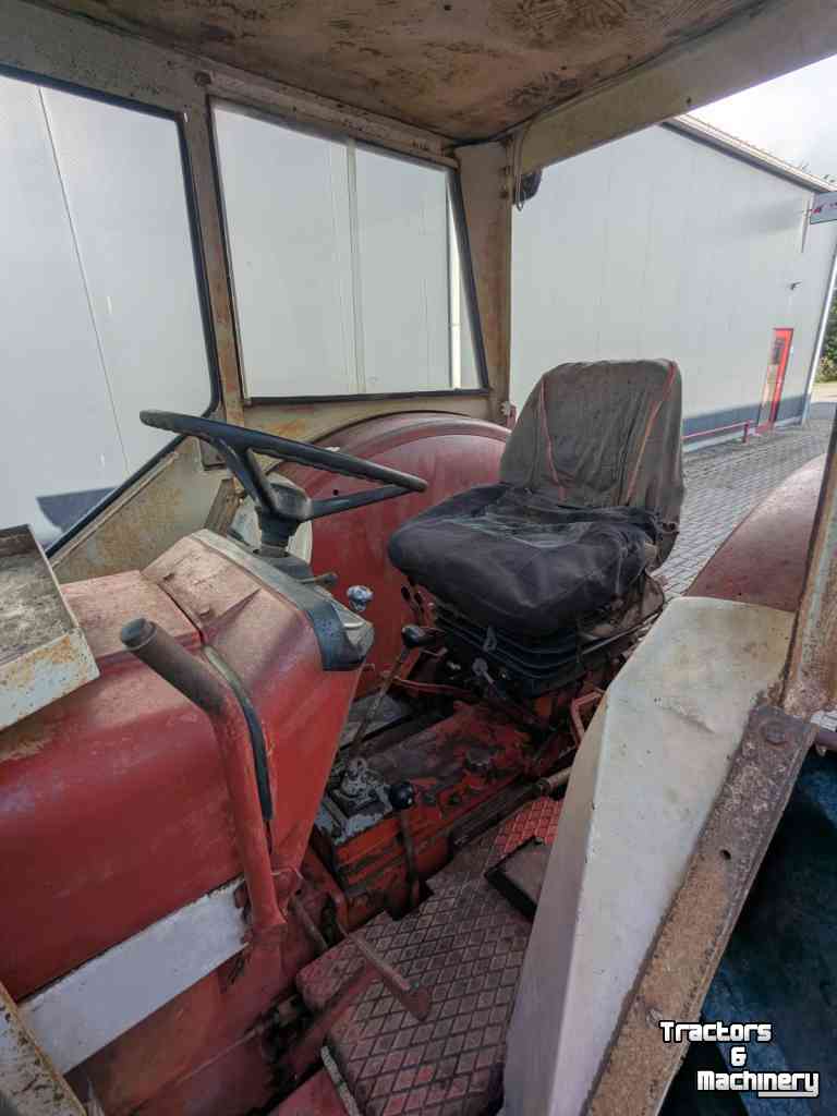 Tractor / Trekker International 946
