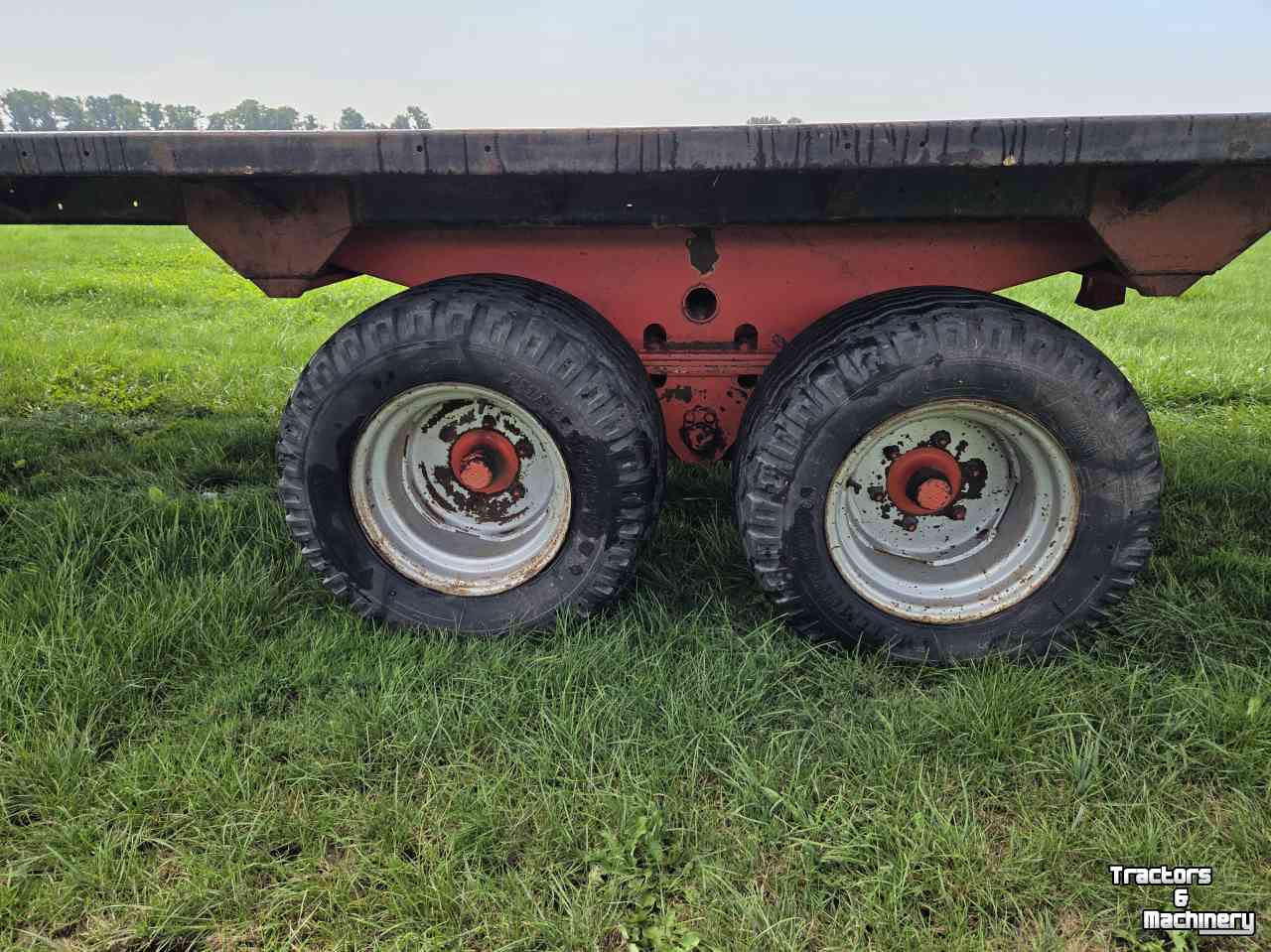 Vierwielige wagen / Landbouwwagen  Platte wagen