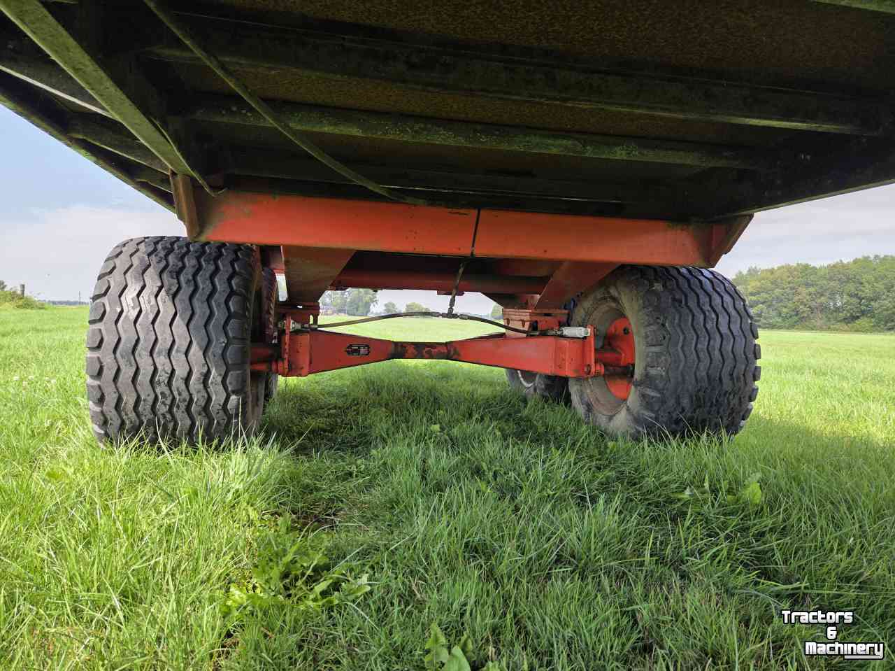 Vierwielige wagen / Landbouwwagen  Platte wagen