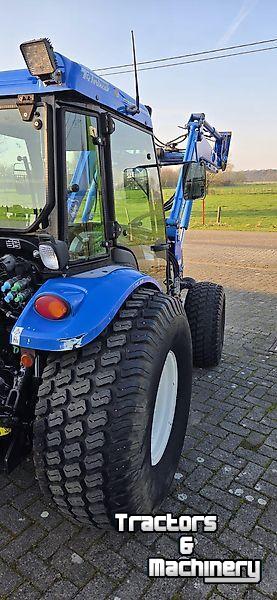 Tractor / Trekker New Holland T3.65F / Marge machine