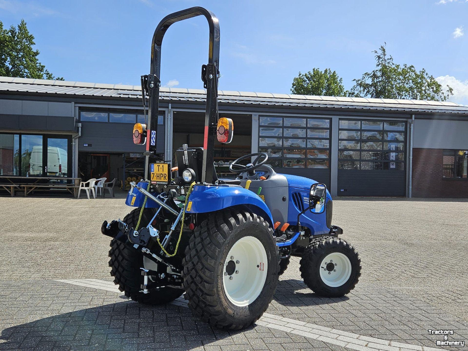 Smalspoor tractor New Holland BOOMER 25 Boomer 25