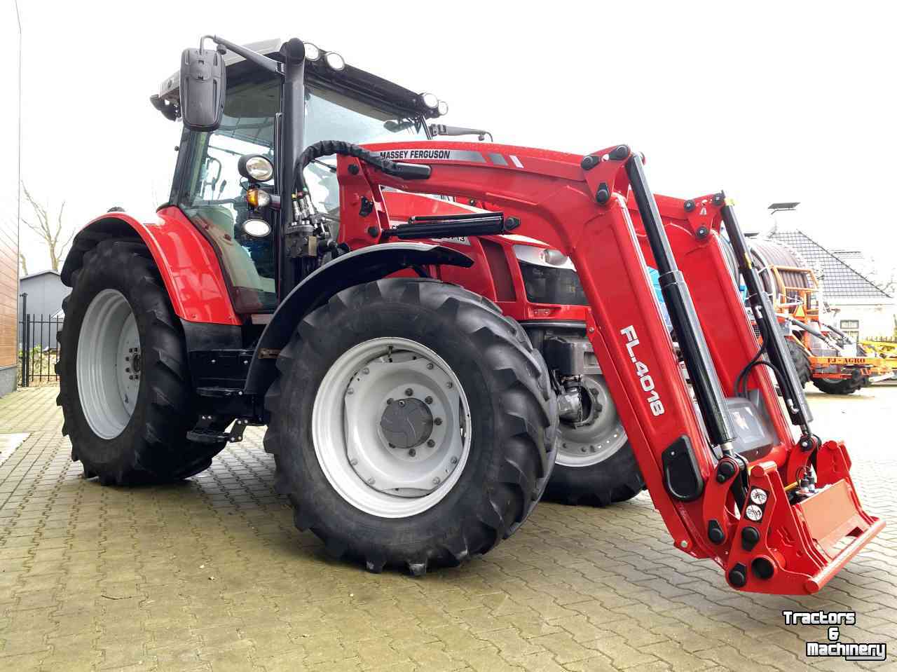 Traktoren Massey Ferguson 5713S Dyna-4 Efficiënt + FL 4018 voorlader