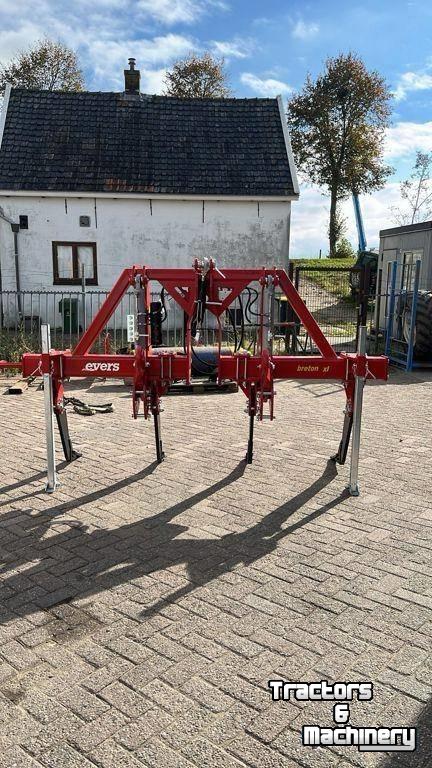 Cultivator Evers Breton XL met hefinrichting