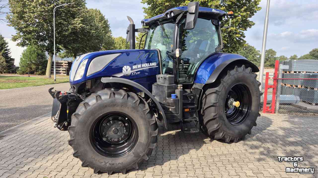 Tractor / Trekker New Holland T7.230 PC 40Km/h-eco Lucht, Fronthef, BluePower