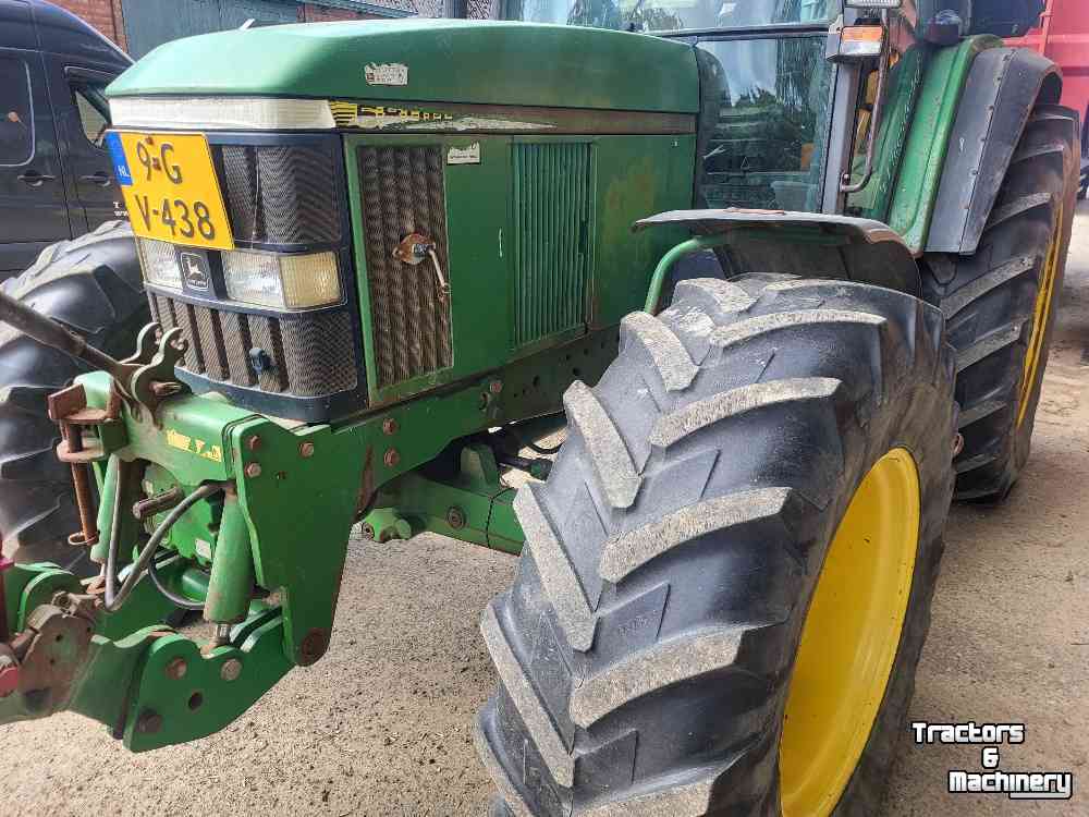 Tractor / Trekker John Deere 6800