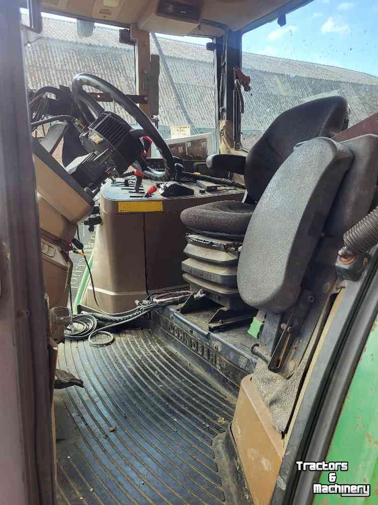 Tractor / Trekker John Deere 6800