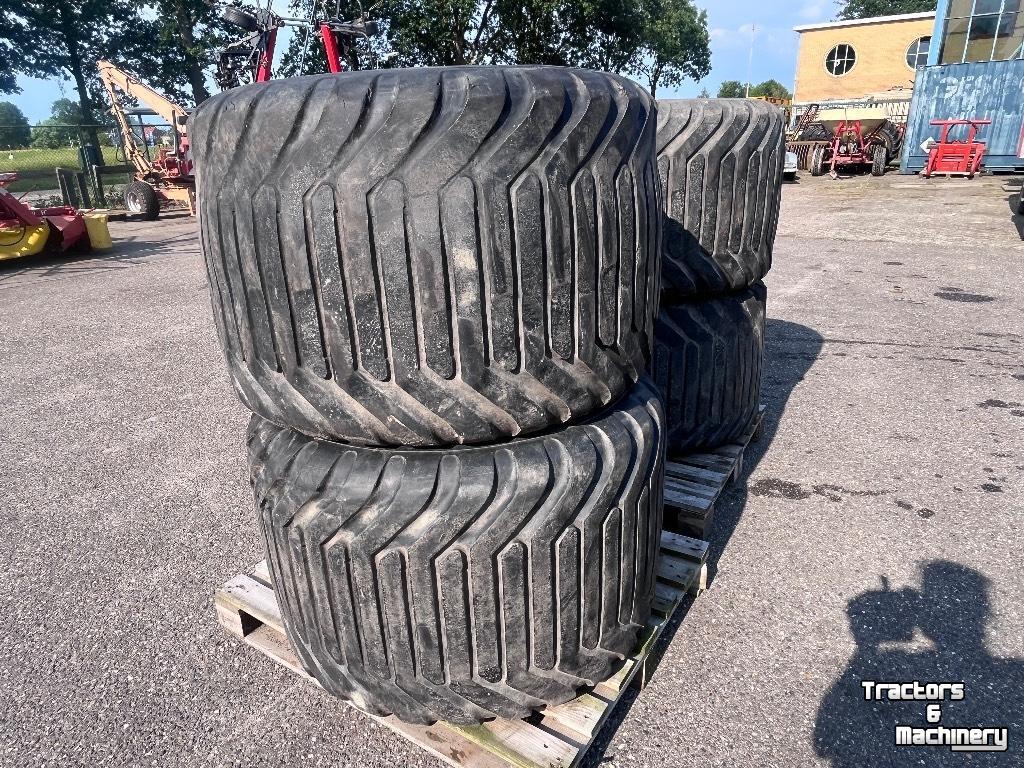 Wielen, Banden, Velgen & Afstandsringen Alliance 700/40R22,5