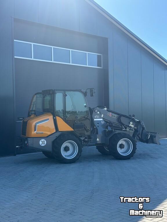 Shovel / Wiellader / Kniklader Giant G3500