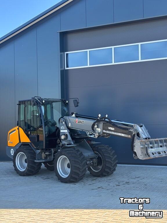Shovel / Wiellader / Kniklader Giant G3500