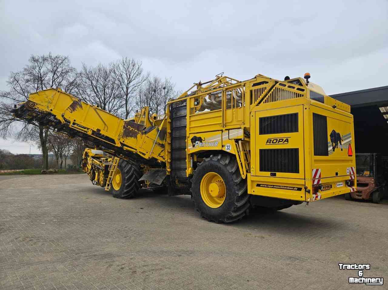 Bietenrooier Ropa Panther C