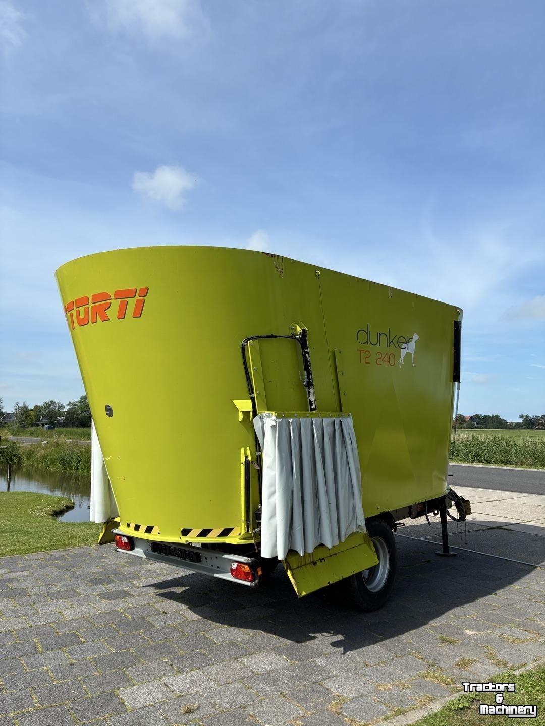 Voermengwagen Storti Dunker T2 240