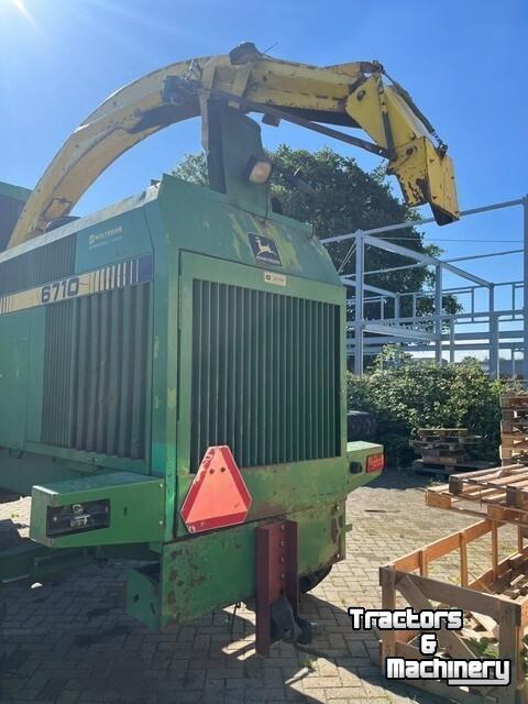 Veldhakselaar John Deere 6710